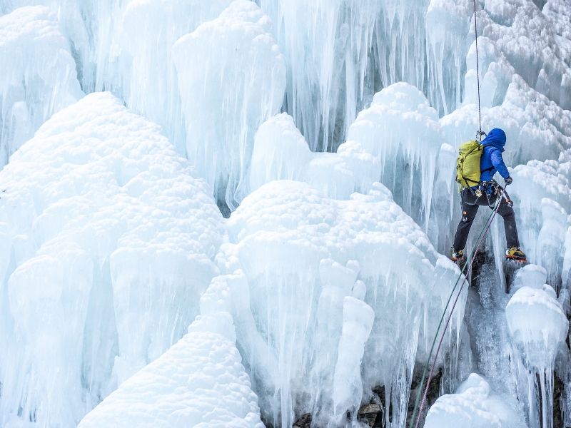 intermediate ice climbing skill course be independent