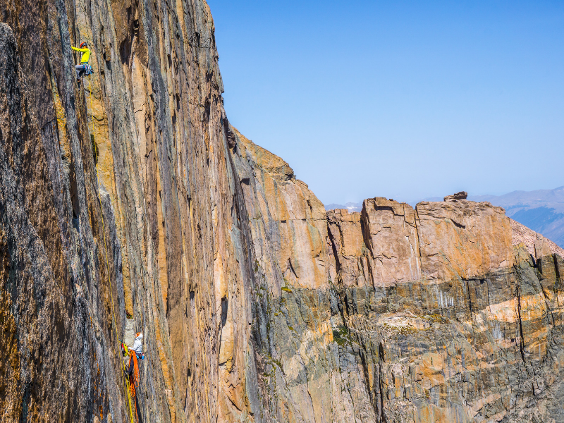 alpine rock climbing rocky mountain national park