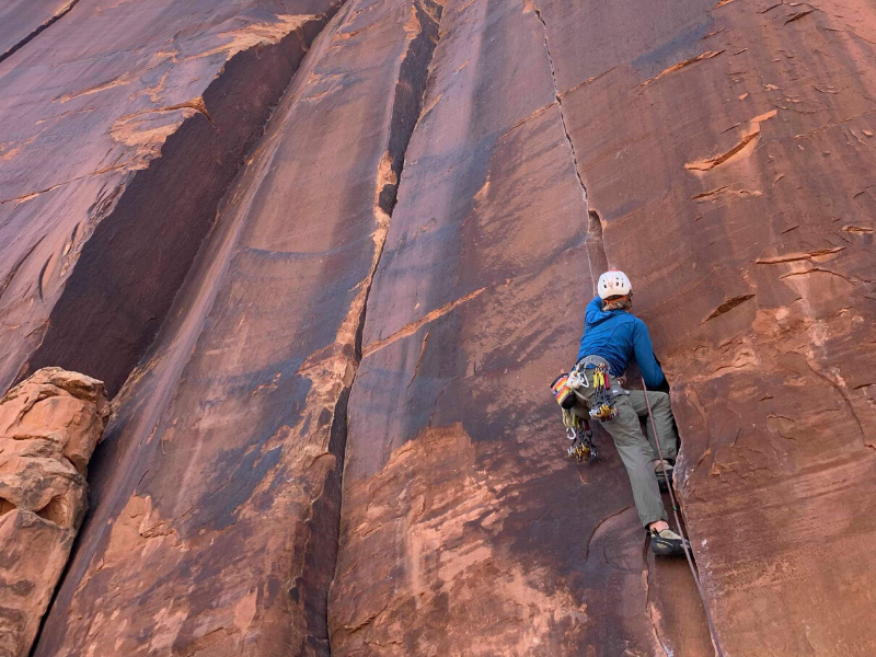 crack climbing in indian creek utah with professional rock climbing guides